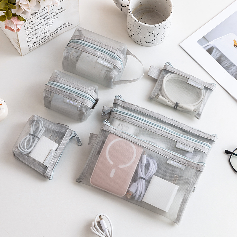 グレーのメッシュオーガナイザーバッグ – 旅行、メイクアップ - Tech Accessories Organizer のレビューと価格